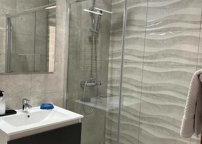 Shr043 Medina Cerca De Playa Torrecilla * 네르하